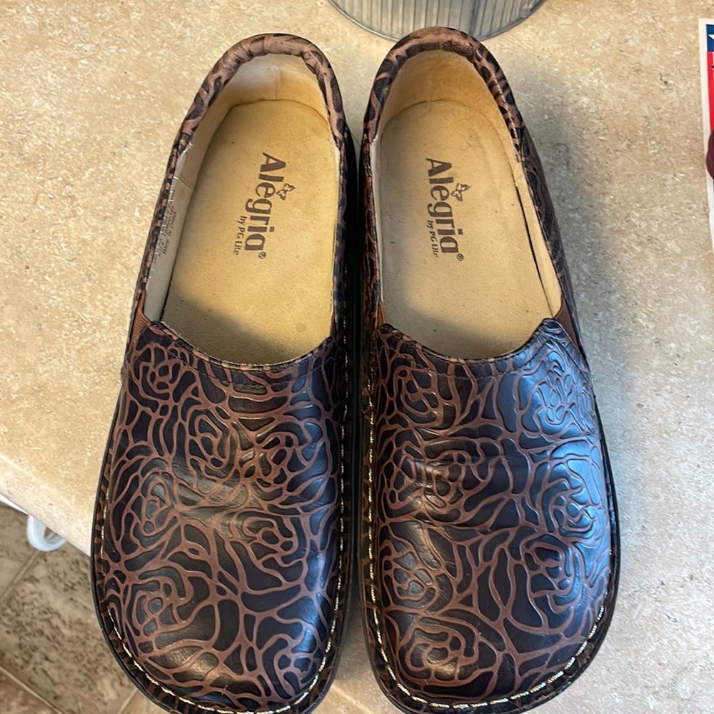 Alegria size 41
